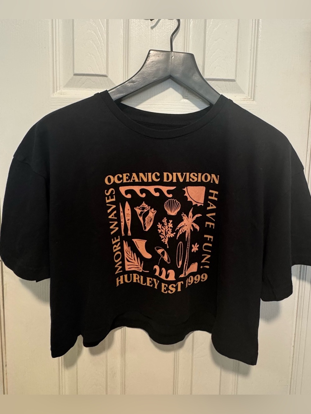 Hurley Black Cropped Tee